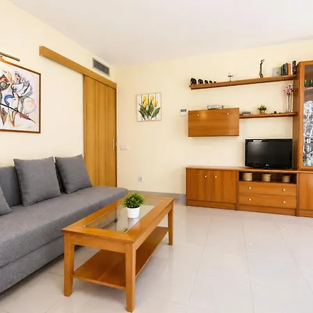 Apartment Luna Planet Salou